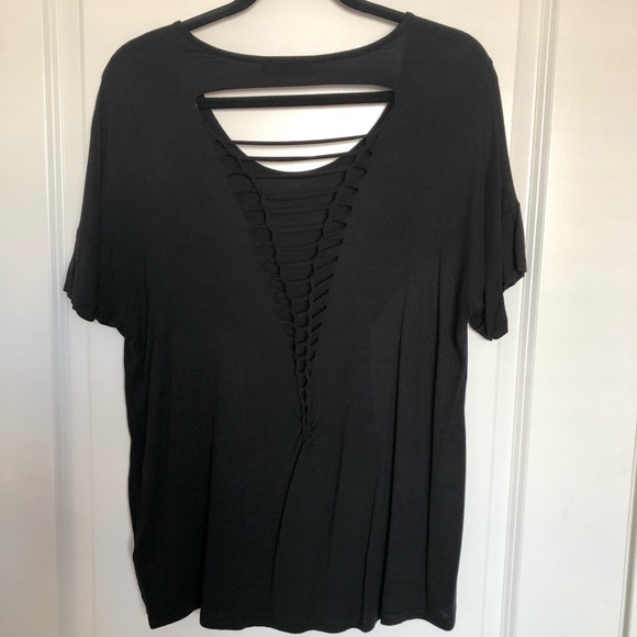 EUC - Casual Ladies Top - Picture 2 of 5